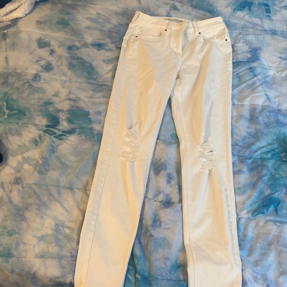 White skinny mid rise jeans